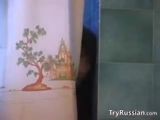 Russians robí zadok na ústa v the kúpeľňa