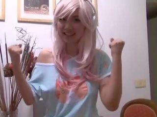 Great Sonico gets naked at home