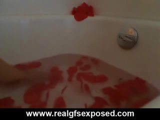 Rose's Bathrub mov For Her teenager