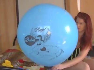 Mulékaté mata plays with balloons - 1, free xxx video 52