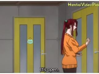 Anime adolescent links in een puddle van sperma