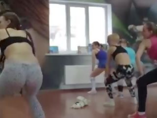 Russian Twerk Class: Free Twerking sex show 4b