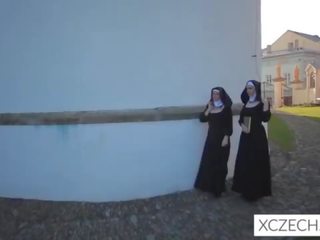 Луд bizzare мръсен клипс с catholic монахини и на чудовище!