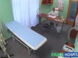 Fakehospital futbol solves yüksek topuklar seçki sorun