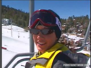 Taylor lluvia relaxes thereafter algunos skiing