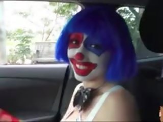 Terrific alluring payaso ay nagbibigay sa a ulo at fucked