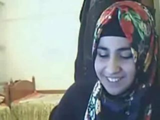 Klämma - hijab älskling visning röv på webkamera
