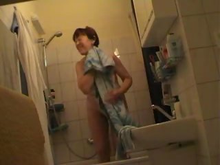 Чешка grown матуся jindriska fully оголена в ванна кімната