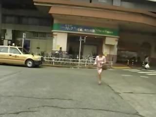 Japońskie delightful dostaje ciało bawił w samochód